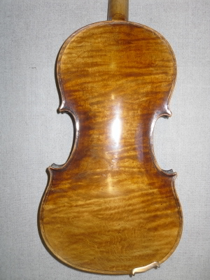 015 German violin 038